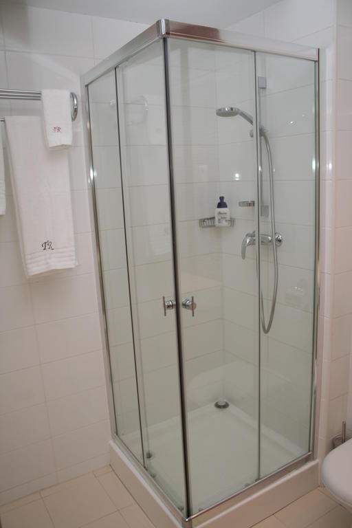 Top Rooms Aparthotel Bukares Ruang foto